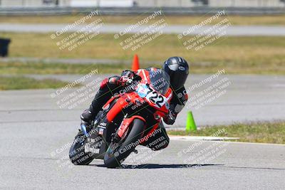 media/Apr-23-2022-Fastrack Riders (Sat) [[cb2d6ae73d]]/LEVEL 4/1PM TURN 6 OUTSIDE/